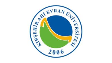 تأسست جامعة اهي افران Ahi Evran Üniversitesi عام 2006 في مدينة قيرشهير. وتضم الجامعة 8 كليات و 3 معاهد دراسات عليا و 6 معاهد مهنية