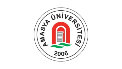 تأسست جامعة اماسيا Amasya Üniversitesi عام 2006 . تتكون جامعة أماسيا من 6 أحرام جامعية في المجموع. وتمتلك 8 كليات و 3 معاهد دراسات علي