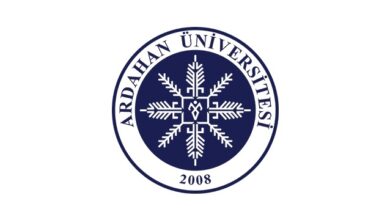 جامعة اردهان  Ardahan Üniversitesi , هي جامعة حكومية تهدف إلى المساهمة في منطقتها أكاديميا واجتماعيا وثقافيا وتكنولوجيا.
