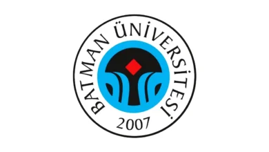 تأسست جامعة باتمان Batman Üniversitesi عام 2007 في مقاطعة باتمان الواقعة في منطقة جنوب شرق الأناضول في تركيا وهي جامعة حكومية