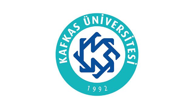 بدأت جامعة كافكاس  Kafkas Üniversitesi الواقعة في كارس تركيا نشاطها في عام 1992. وفي هذا العام تم نقل كلية تقدم التعليم داخل جامعة أتاتورك