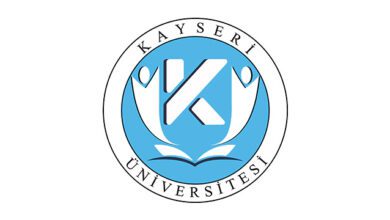 جامعة قيصري الدراسات العليا - KAYSERİ ÜNİVERSİTESİ 6 تقع جامعة قيصري Kayseri Üniversitesi في مدينة قيصري ، والتي لها تاريخ عميق الجذور. تم وضع الأساس الأول للتعليم العالي في عام 1206.