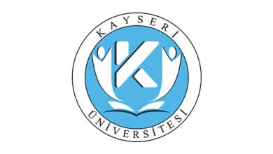 تقع جامعة قيصري Kayseri Üniversitesi في مدينة قيصري ، والتي لها تاريخ عميق الجذور. تم وضع الأساس الأول للتعليم العالي في عام 1206.