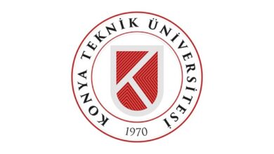 جامعة قونيا تكنيك Konya Teknik Üniversitesi هي مؤسسة للتعليم العالي تأسست في مايو 2018 من خلال ربط مدرسة عليا وكليتين من جامعة سلجوق. وهي جامعة حكومية أخرى في قونية. تعود أسس كلية الهندسة وكلية الهندسة المعمارية اللتين أدرجتهما جامعة سلجوق إلى 1970-1971.