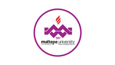تأسست جامعة مالتبه Maltepe Üniversitesi في عام 1997 من قبل مؤسسة (İMEV) ، وبدأت التعليم في العام الدراسي 1997-1998 من خلال أخذ الطلاب من حصة إضافية.