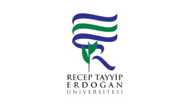 تقع جامعة رجب طيب أردوغان Recep Tayyip Erdoğan Üniversitesi في مدينة ريزه. بدأت الجامعة التعليم لأول مرة في عام 1950