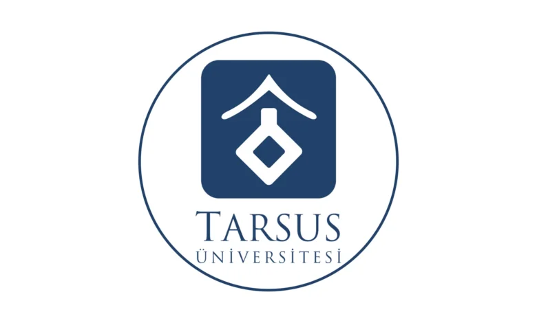 تتمتع جامعة طرسوس Tarsus Üniversitesi ، وهي جامعة حكومية تأسست في مرسين في 2018 ، بسرعة تطور ملحوظة بين جامعات تركيا الشابة والحيوية.