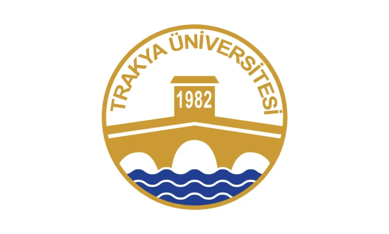 جامعة تراكيا - Trakya Üniversitesi 10 تأسست جامعة تراكيا Trakya Üniversitesi في عام 1982. ومنذ بداياتها قامت بتدريس مستويات البكالوريوس والدراسات العليا والدكتوراه في أدرنة.