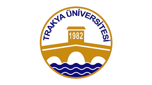 تأسست جامعة تراكيا Trakya Üniversitesi في عام 1982. ومنذ بداياتها قامت بتدريس مستويات البكالوريوس والدراسات العليا والدكتوراه في أدرنة. من خلال 5 معاهد عالية و 14 كلية و 4 كليات تطبيقية و 10 معاهد مهنية ومعهد موسيقي واحد و 39 مركزاً للبحث والتطبيق.