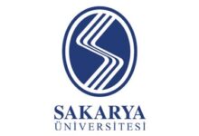 جامعة سكاريا Sakarya Üniversitesi هي جامعة تركية حكومية تقع في مدينة سكاريا تركيا هي أول جامعة في تركيا تحصل على شهادة نظام إدارة الجودة ..