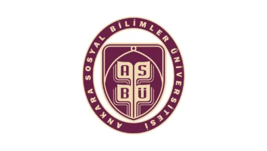 جامعة انقرة للعلوم الاجتماعية هي جامعة تركية حكومية تأسست عام 2013 في مدينة أنقرة. وهي الجامعة الحكومية الأولى والوحيدة في تركيا التي تتميز ببنيتها البحثية والدراسات العليا في مجال العلوم الاجتماعية