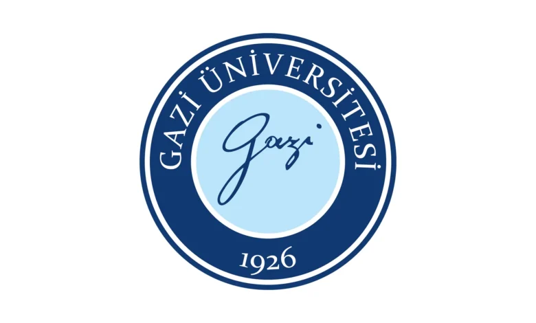 جامعة غازي - Gazi Üniversitesi 1 جامعة غازي هي مؤسسة للتعليم العالي تأسست في أنقرة عام 1926 جامعة غازي ، التي تأسست بجهود مصطفى كمال أتاتورك ورفاقه ، كانت أول جامعة في تاريخ الجمهوري.