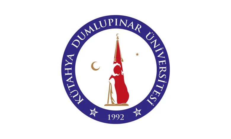 جامعة كوتاهيا دوملوبينار kütahya dumlupınar üniversitesi . هي جامعة حكومية تأسست عام 1992. وهي واحدة من المؤسسات التعليمية العريقة في تركيا